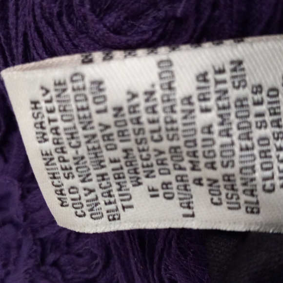 eci NY Plum Rosette Plaid Top Size 4 - Picture 7 of 7